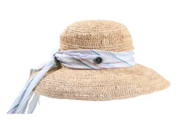 Damenhut aus Raffia mit gestreiftem Textilband in Pastellfarben