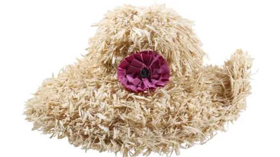 Sommerhut Cloche „Fringed“ aus Raffia mit pinker Rosette