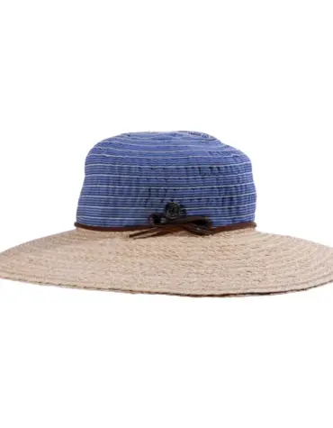 altbarer Sommerhut Cloche mit breitem Raffiarand und gestreifter Stoffkrone