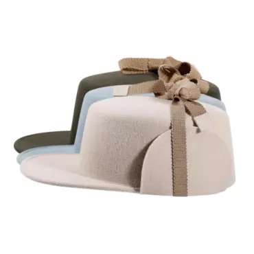 Cap Wollfilz mit Ohrenklappen in Elfenbein, Blau und Moosgrün