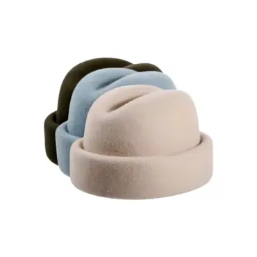 Moderner Toque Hut aus 100% Wollfilz – Schweizer Handarbeit