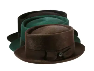 Fedora Melousine in 4 farben aus Haarfilz mit olivfarbenem Rebsband und schwarzem Poispoil, handgemacht.