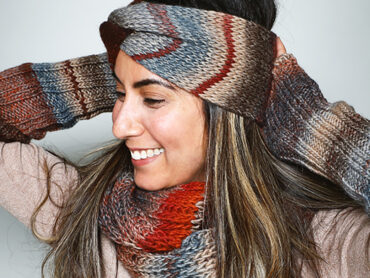 Strickarmstulpen melange mit Daumenloch – hochwertige Kopfbedeckung von Fiebig bei Hut Factory Schweiz